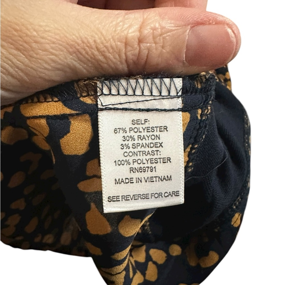 Dressbarn Knit Leopard Accent Blouse size 2X - Picture 7 of 7